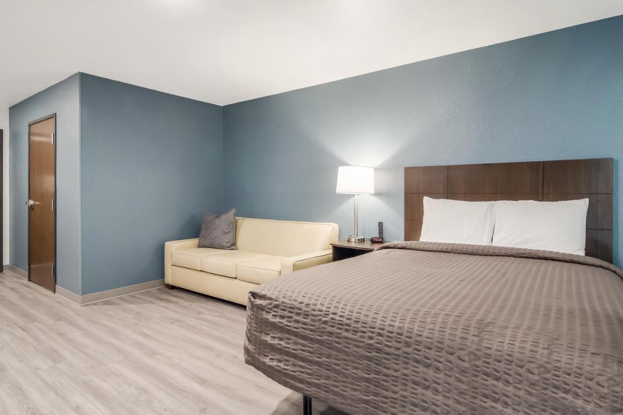 Woodspring Suites Dearborn Detroit Exteriör bild